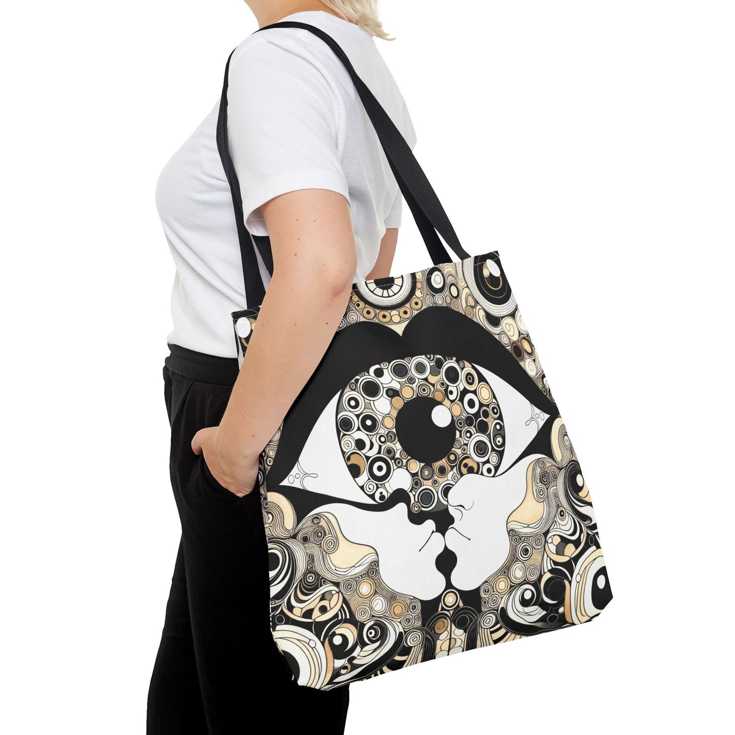 The Kiss Tote
