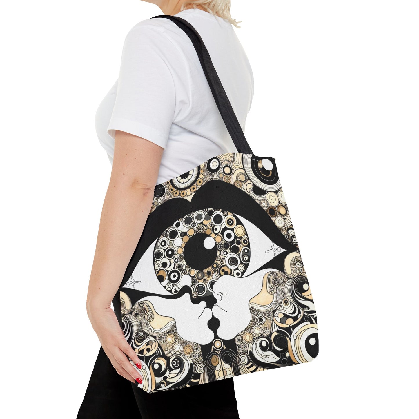 The Kiss Tote